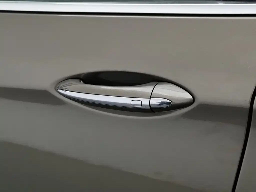 Buick Envision Plus — миниатюра 18