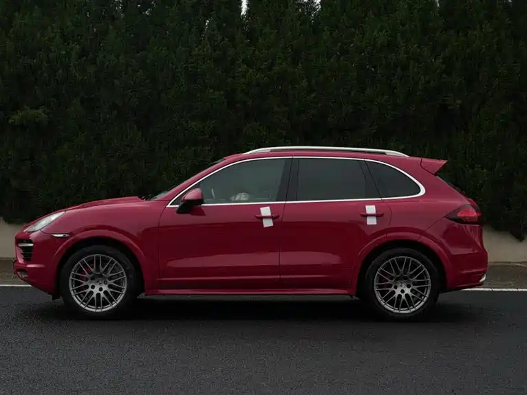 Porsche Cayenne 2012 Cayenne GTS 4.8L