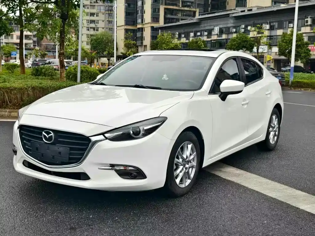 Купить Mazda 3 Axela