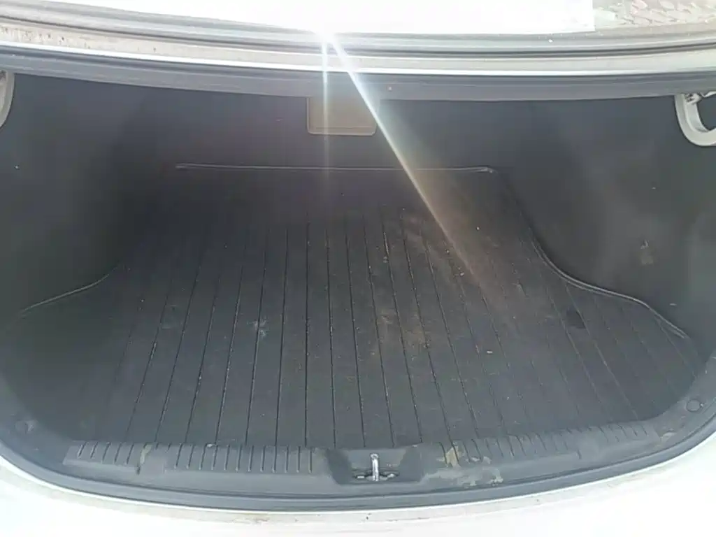 Hyundai Elantra Langdong — миниатюра 24