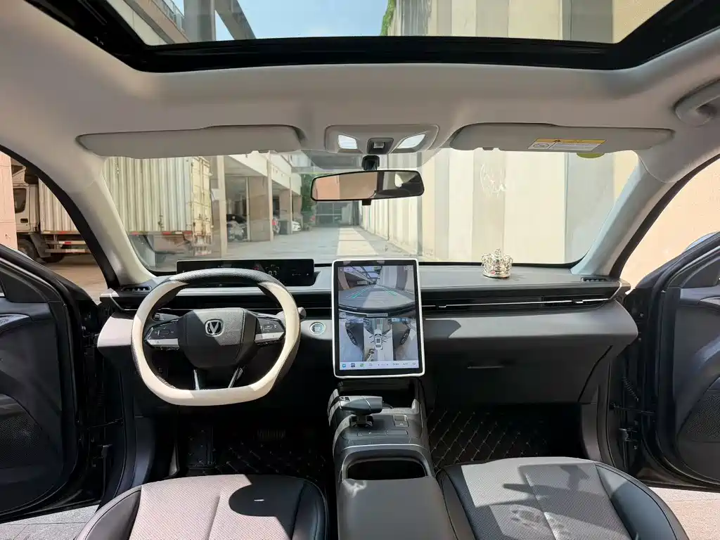 Changan Eado — миниатюра 4