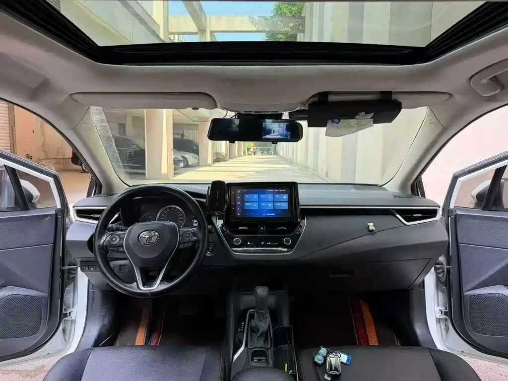 Toyota Corolla — миниатюра 4