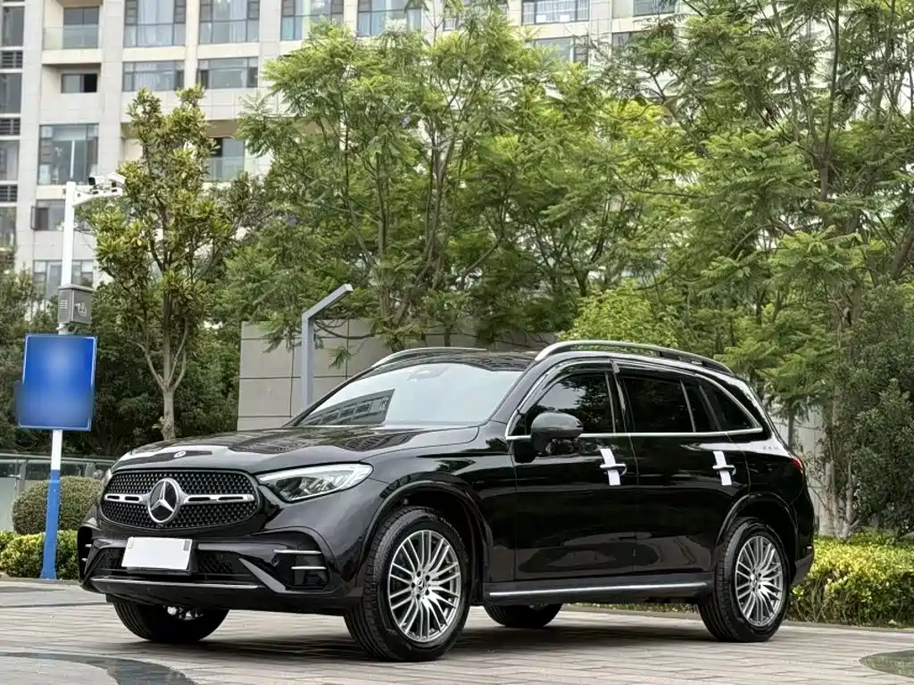 Mercedes-Benz GLC 2023 GLC 300 L 4MATIC 7 мест