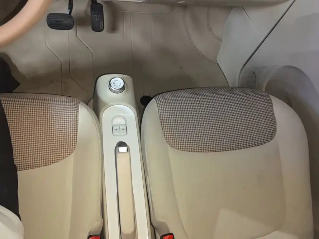 Wuling MINIEV — миниатюра 14