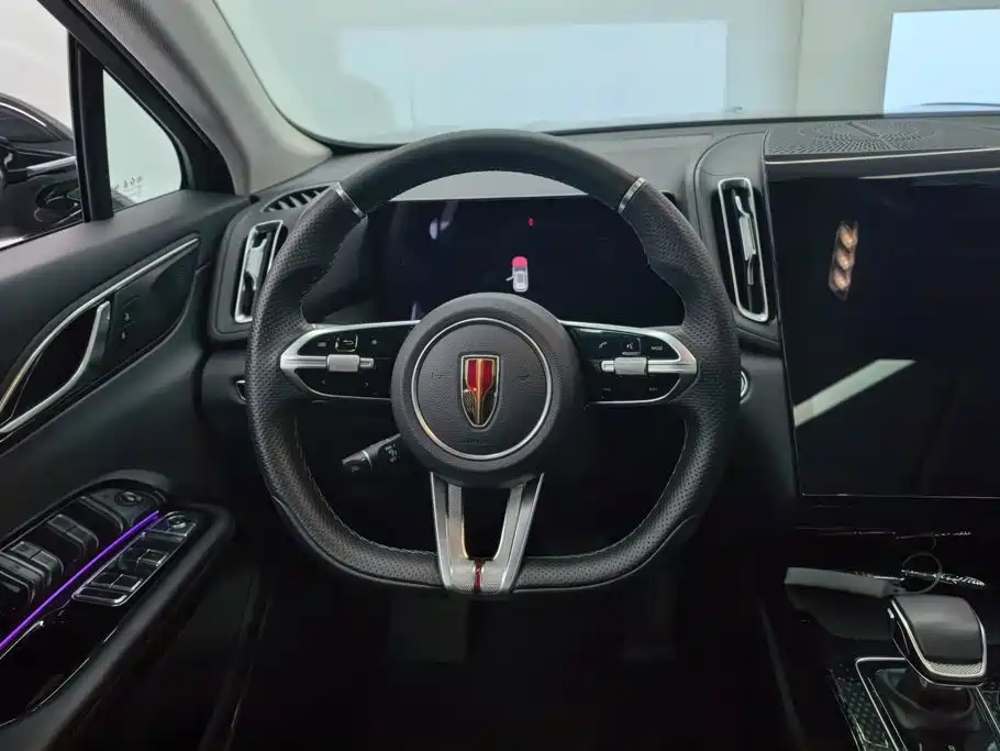 Hongqi Hongqi HS3 — миниатюра 15