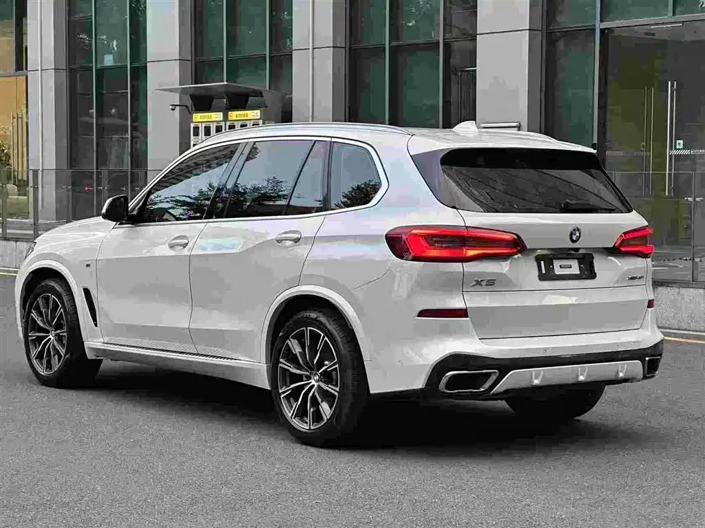 BMW X5 (Import) — миниатюра 3