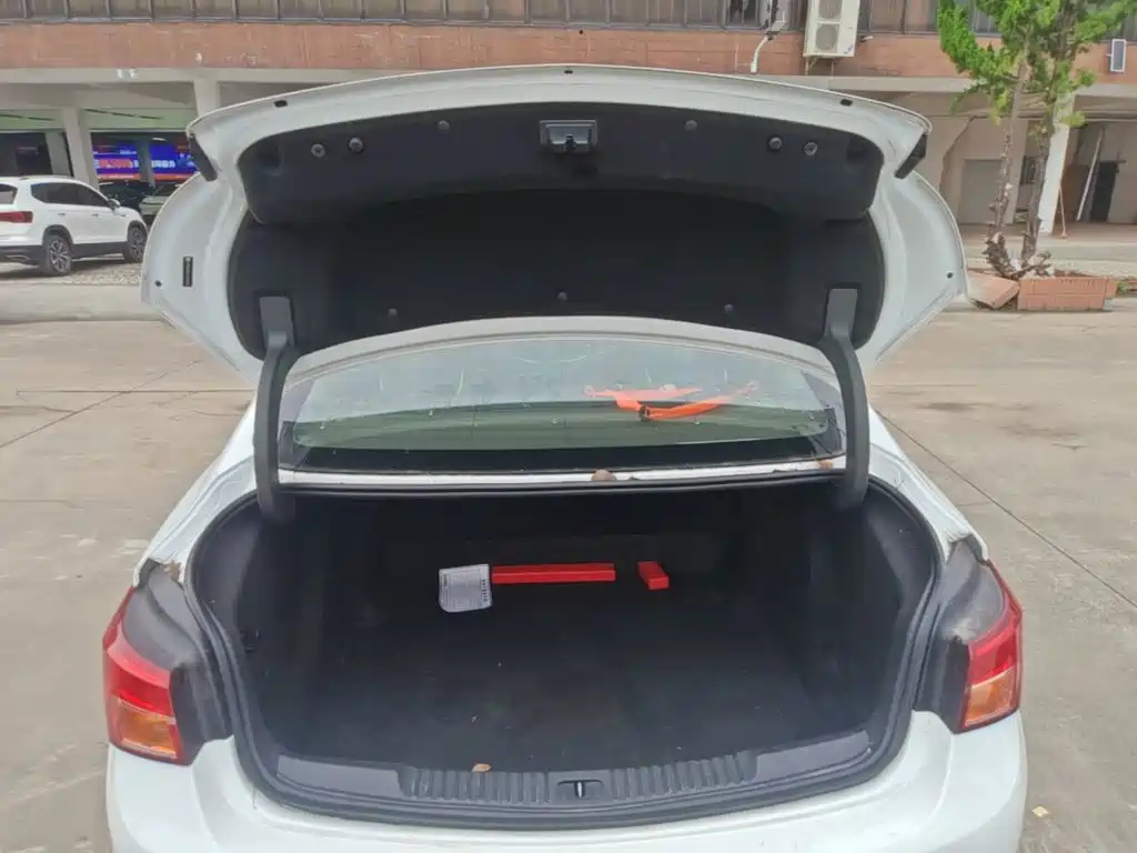 Buick Verano — миниатюра 19