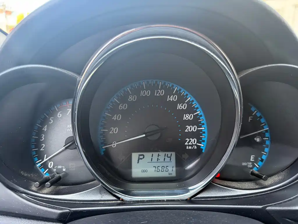 TOYOTA YARIS L TO ENJOY