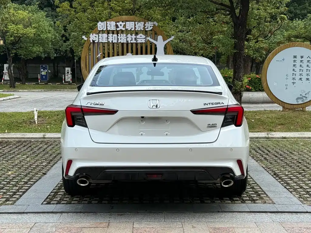 Honda Integra — миниатюра 13