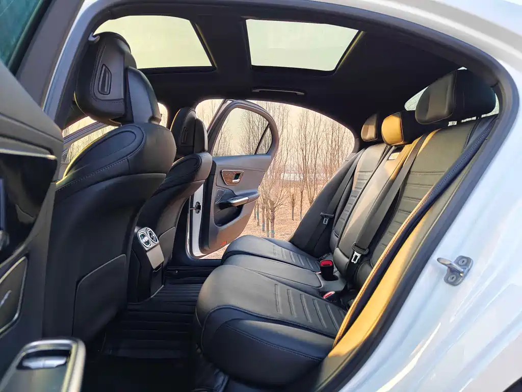 MERCEDES-BENZ C CLASS