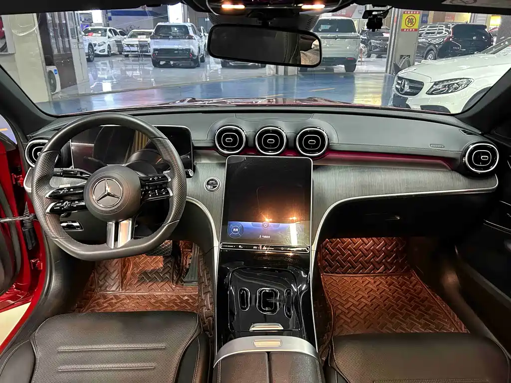 Mercedes-Benz C-Class — миниатюра 5