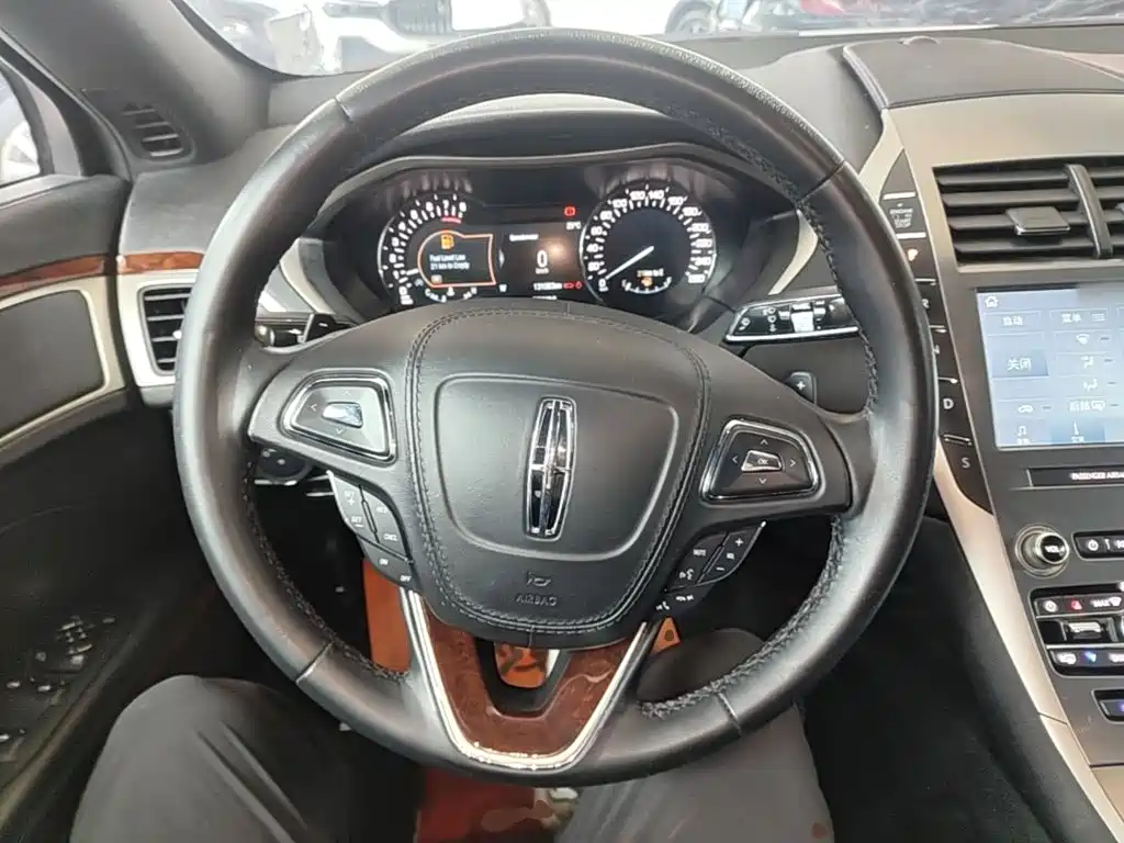 Lincoln MKZ — миниатюра 11