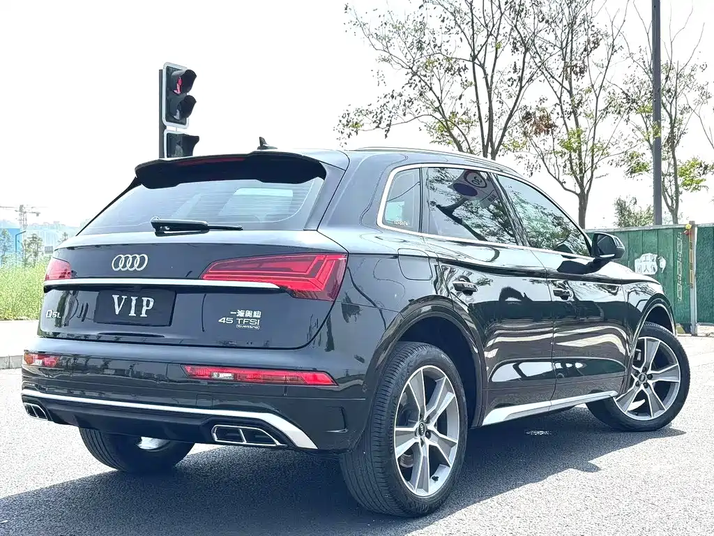 Audi Q5L — миниатюра 3