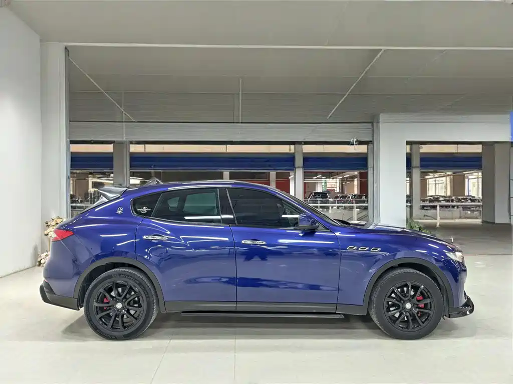 MASERATI LEVANTE