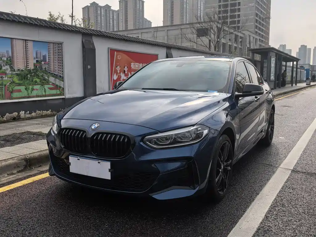 BMW 1 Series 2021