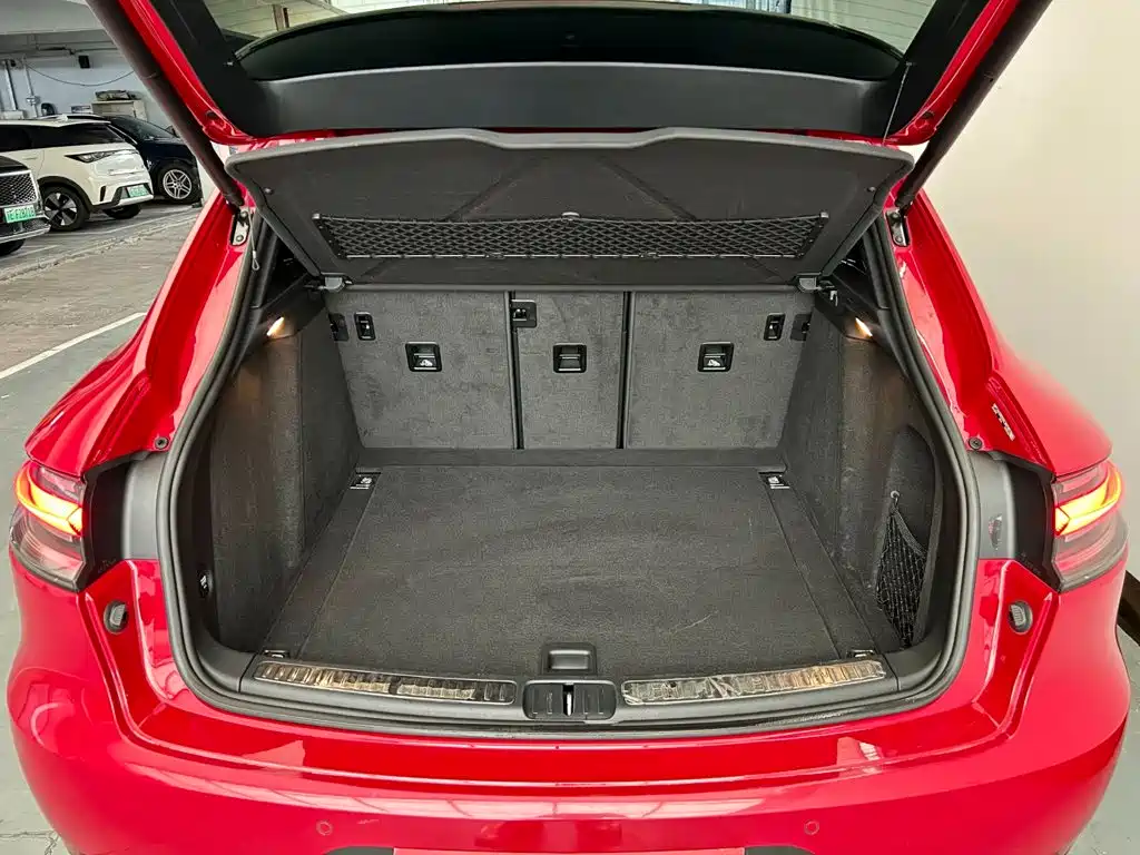 Porsche Macan — миниатюра 20