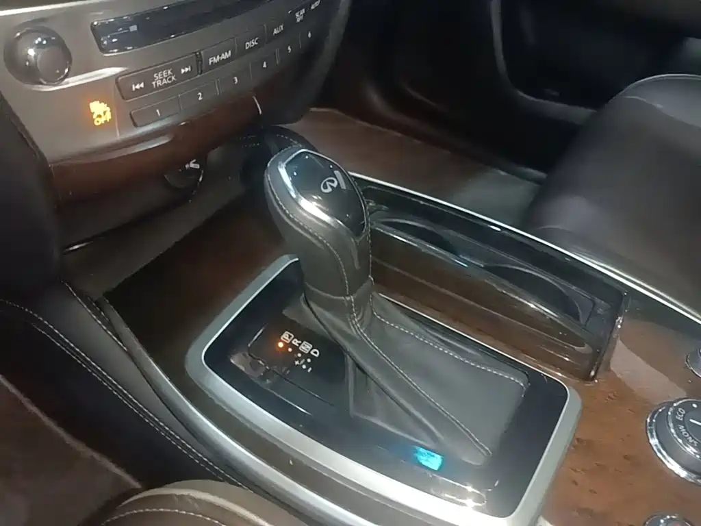 Infiniti QX60 (Import) — миниатюра 14