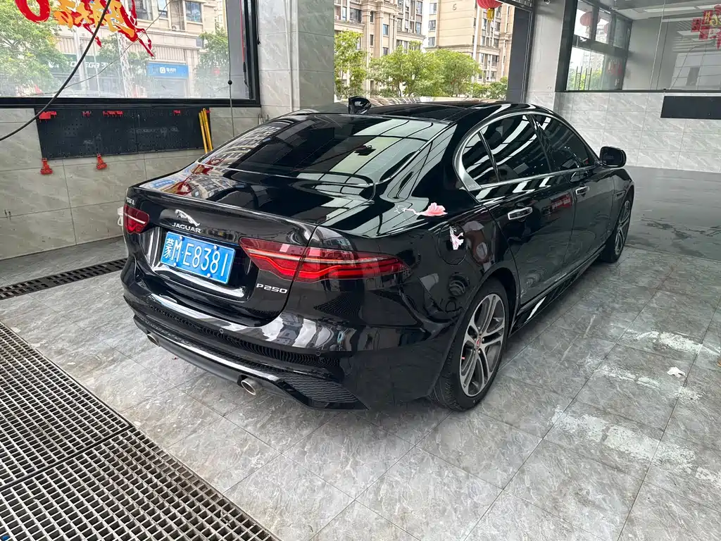Jaguar XEL — миниатюра 8