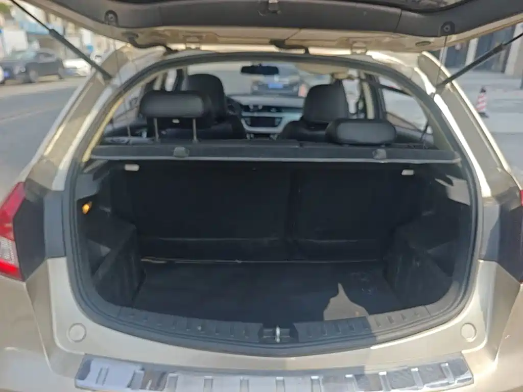Geely Vision X3 — миниатюра 19