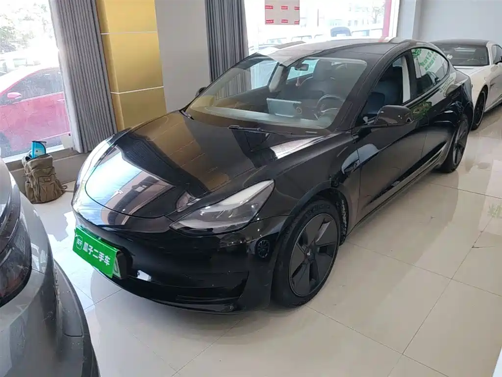 Tesla Model 3 2023