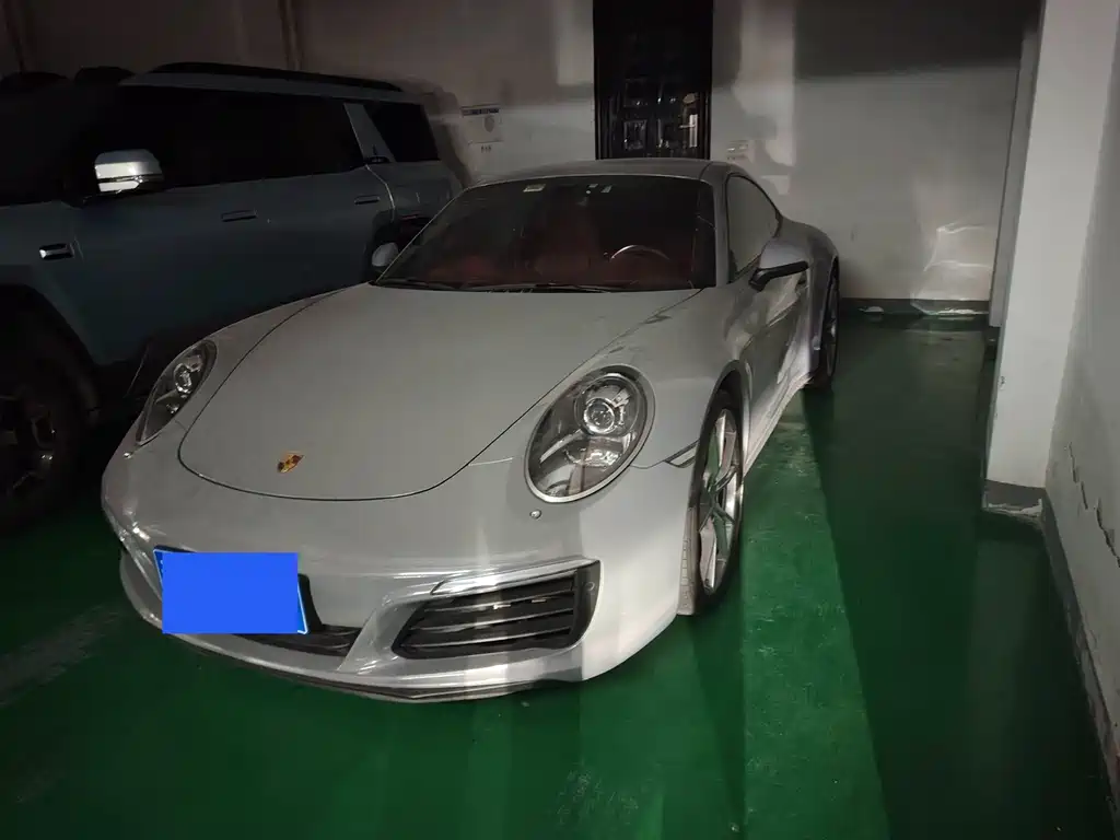 Porsche 911 2019