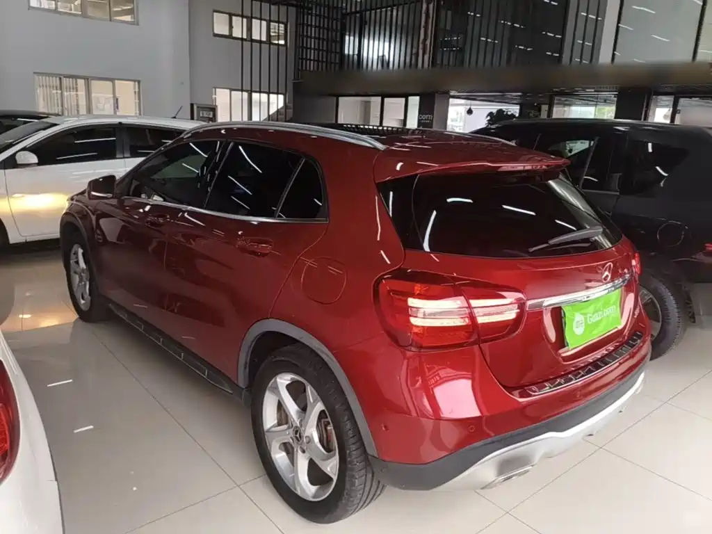 Mercedes-Benz GLA — миниатюра 5