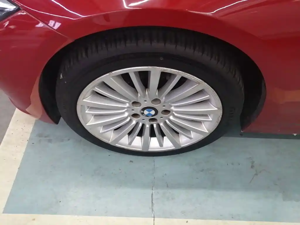 BMW 3 Series — миниатюра 23
