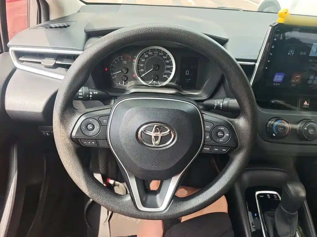 Toyota Corolla — миниатюра 11