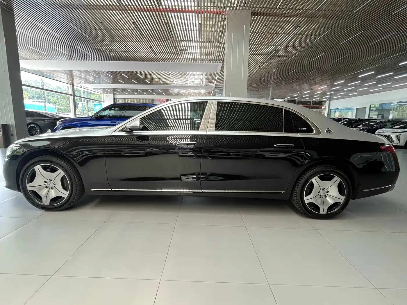 Mercedes-Benz Maybach S-Class