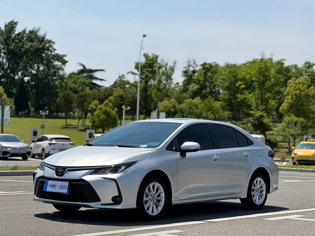 Купить Toyota Corolla