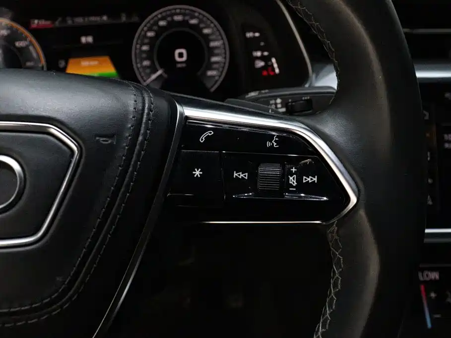Audi A6L New Energy — миниатюра 15