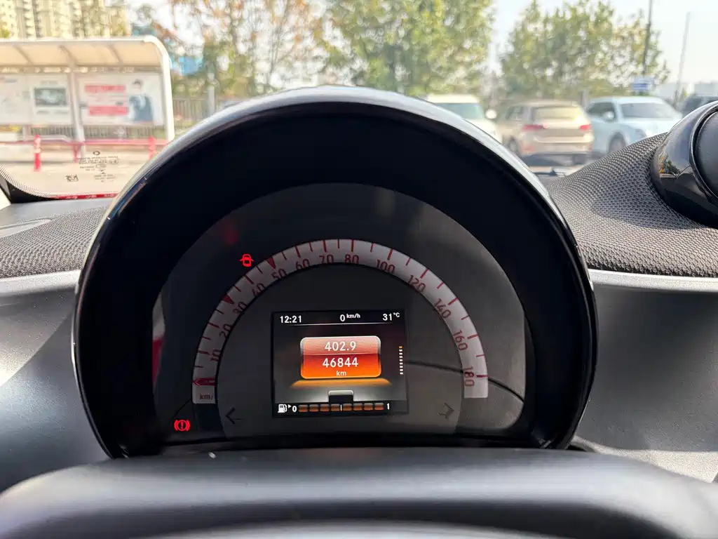 smart Smart Fortwo — миниатюра 12