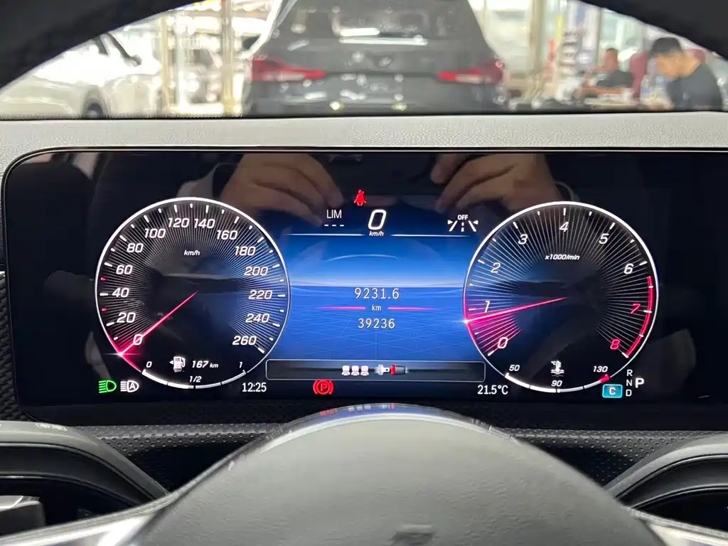 Mercedes-Benz A-Class — миниатюра 16