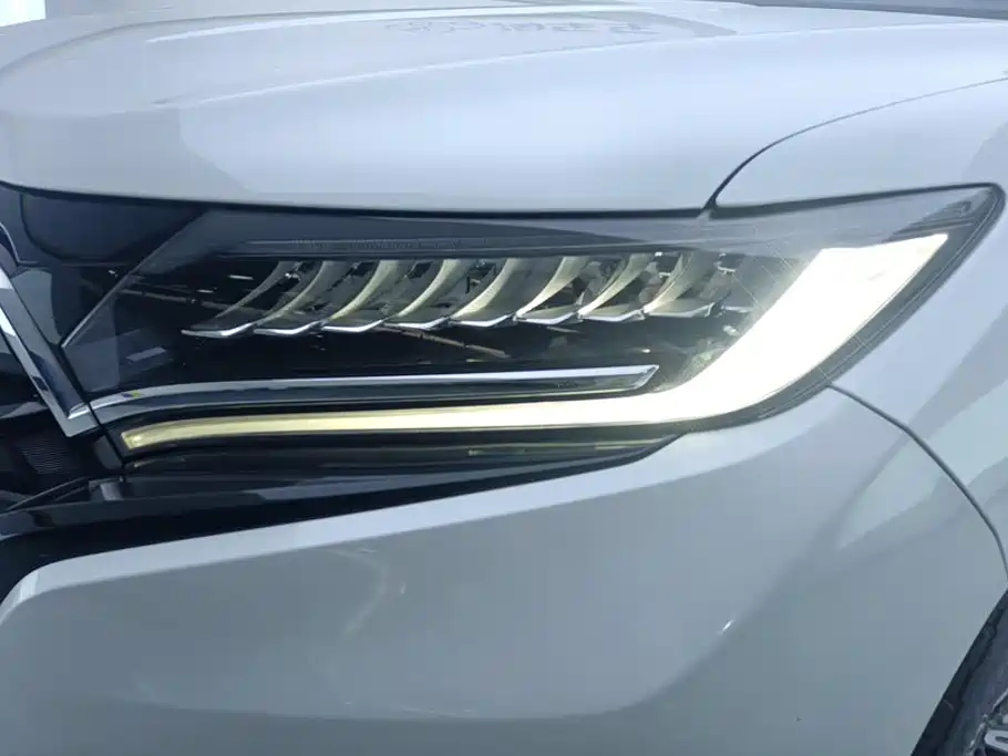 Honda UR-V — миниатюра 5