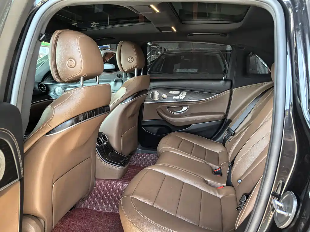 MERCEDES-BENZ E CLASS