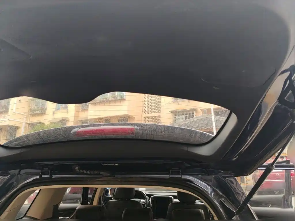 BYD MAX — миниатюра 15
