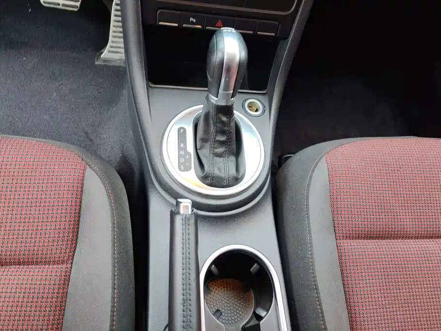 Volkswagen Beetle — миниатюра 16