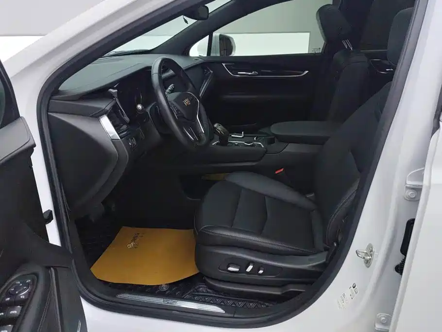 Cadillac XT5 — миниатюра 9