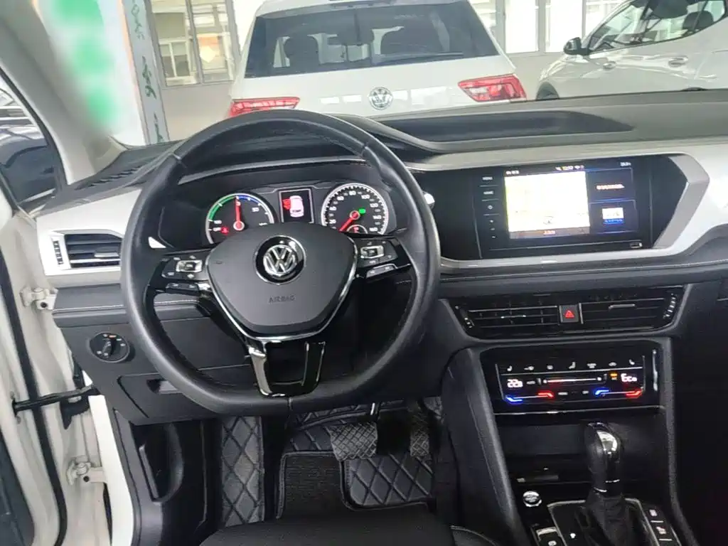 Volkswagen Tharu New Energy — миниатюра 11
