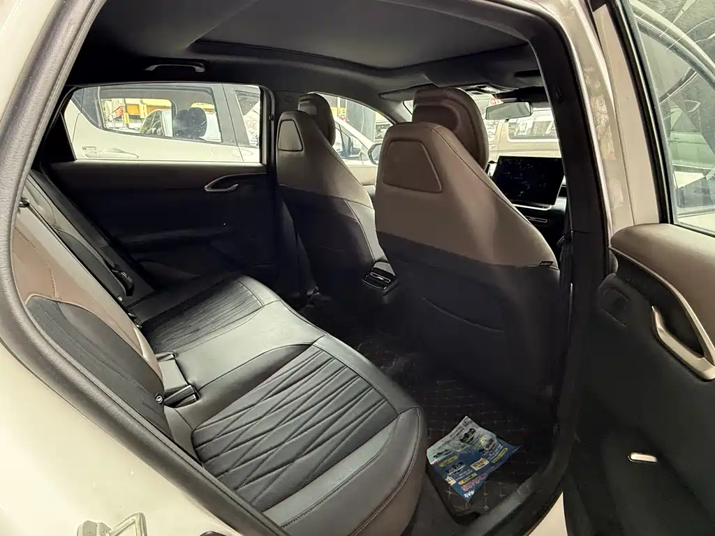 Changan Eado — миниатюра 6