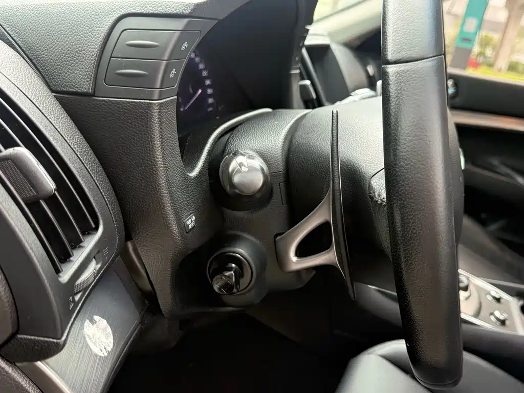 Infiniti G — миниатюра 13