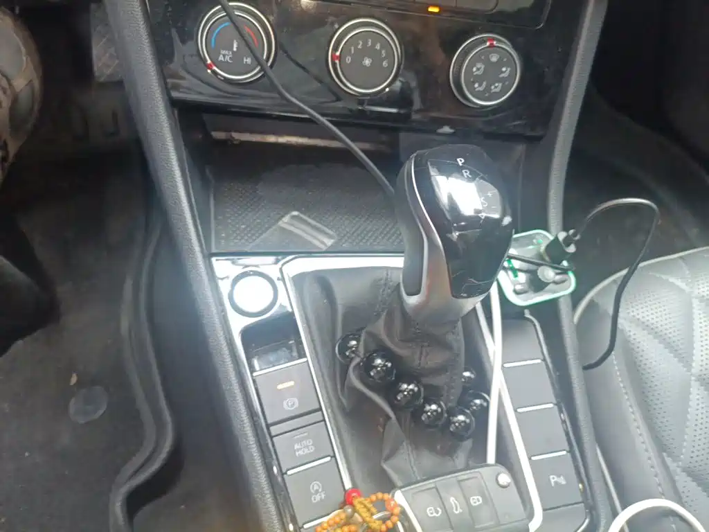 Volkswagen Sagitar — миниатюра 15