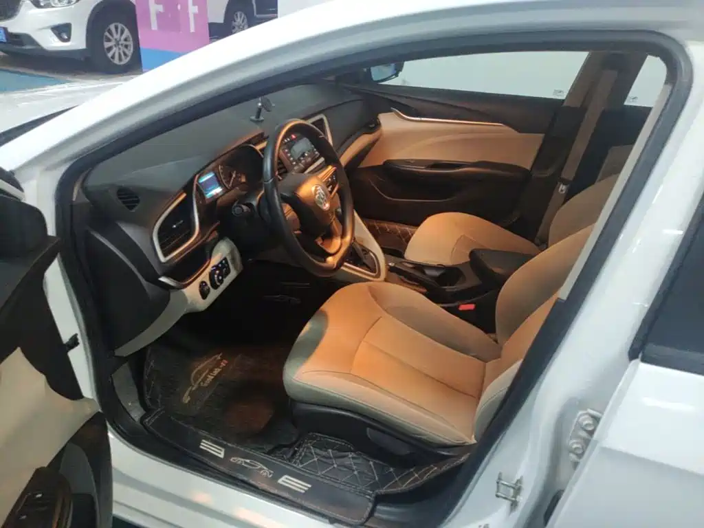 Buick Excelle — миниатюра 18