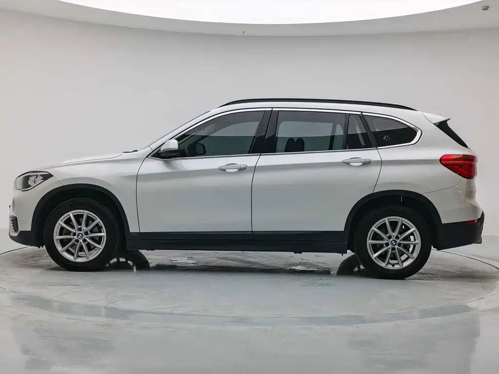 BMW X1 — миниатюра 21