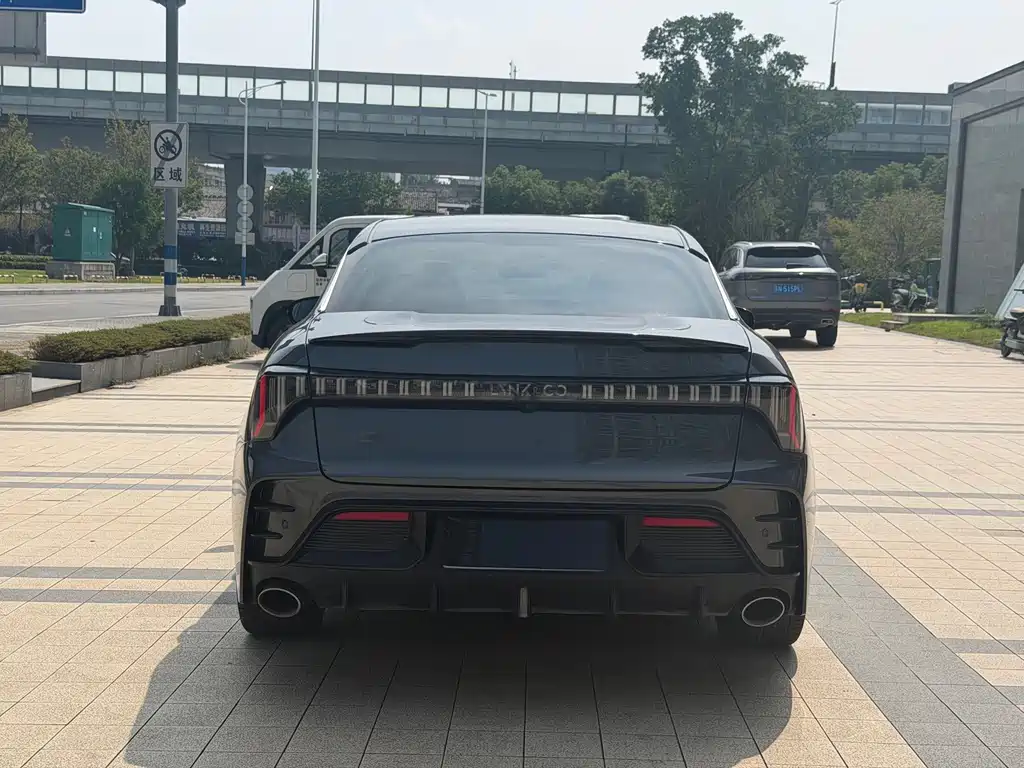 Lynk & Co 03 — миниатюра 7