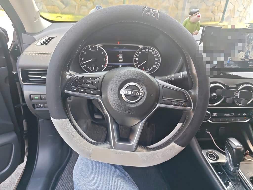 Nissan Sylphy 1.6 л 2024 г. Чёрный, пробег 18600 км