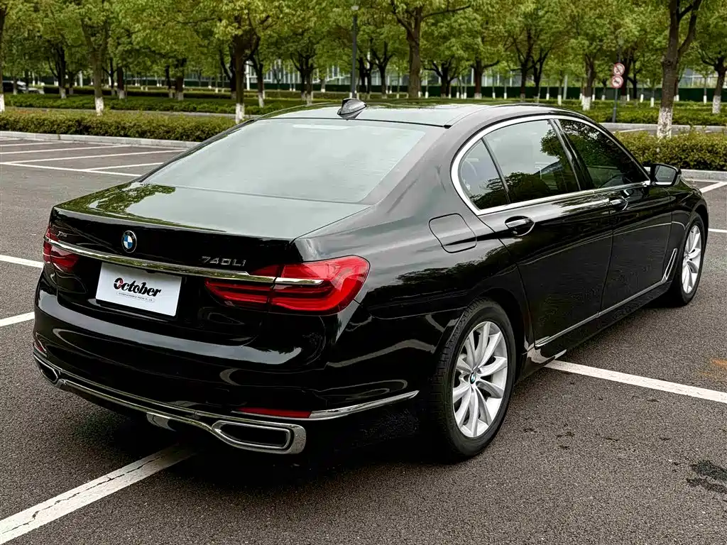 BMW 7 Series 7 2016 730Li Lead