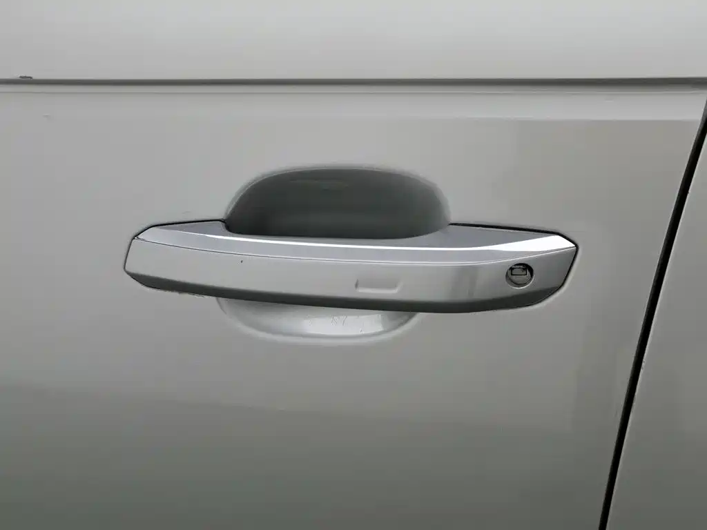 Audi A4L — миниатюра 18