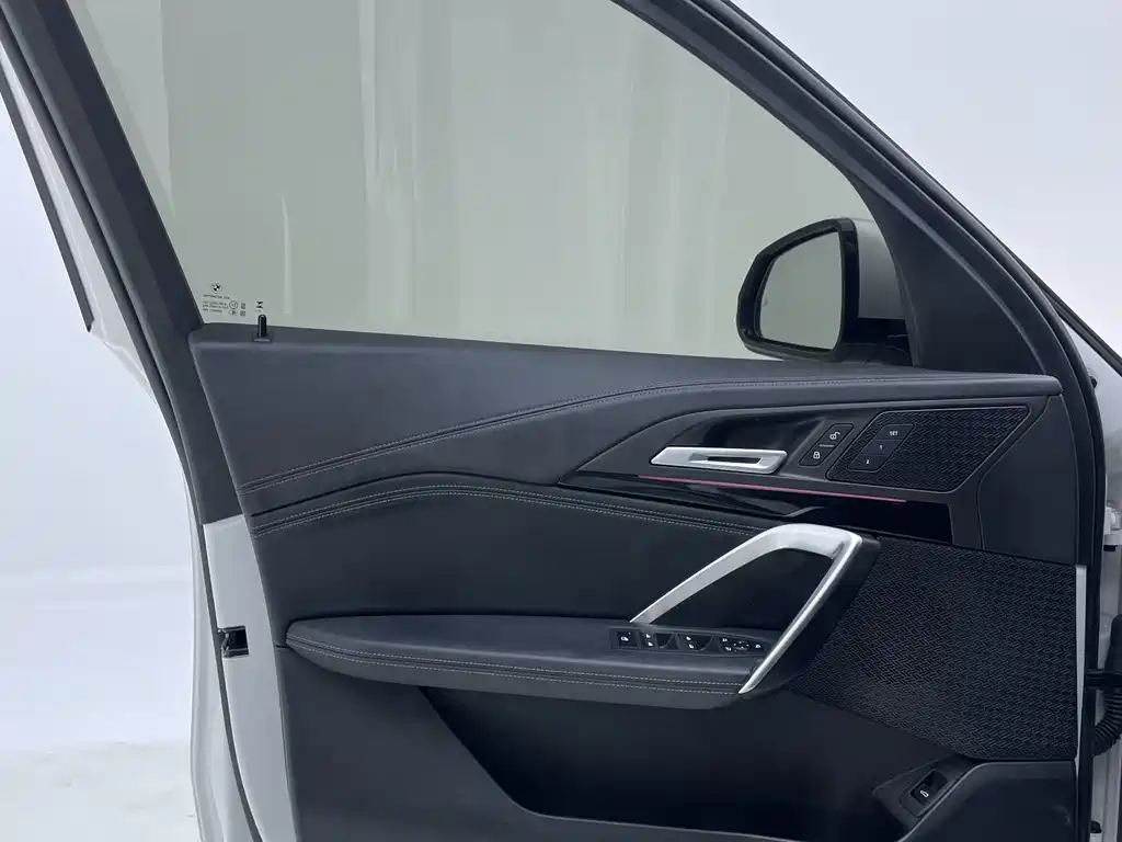 BMW X1 — миниатюра 12