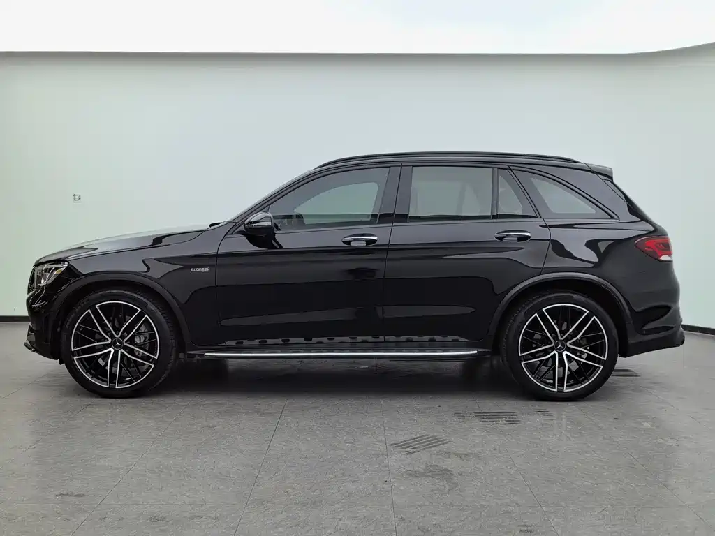 Mercedes-Benz GLC AMG — миниатюра 10